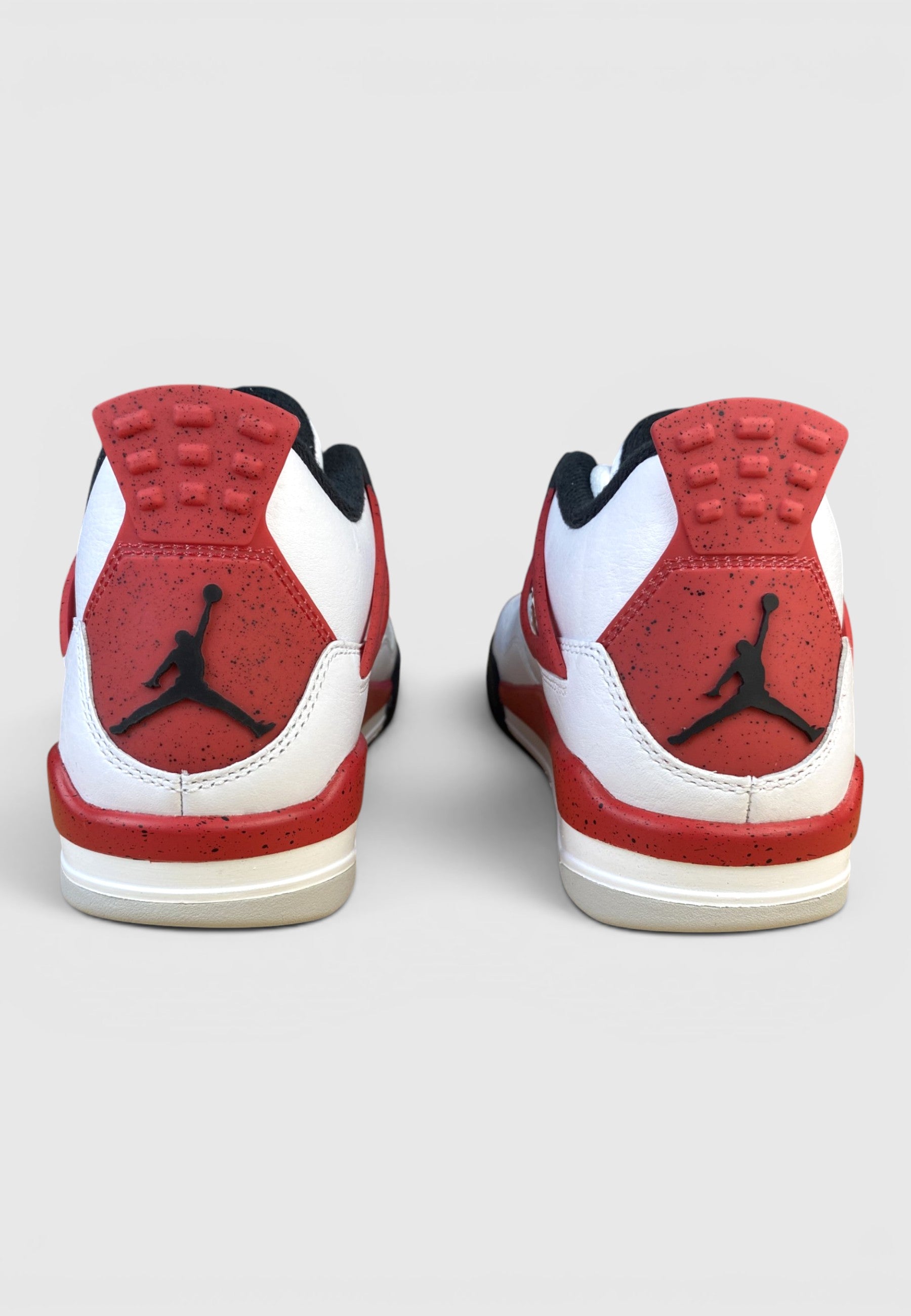 Nike Air Jordan Blanche et Rouge