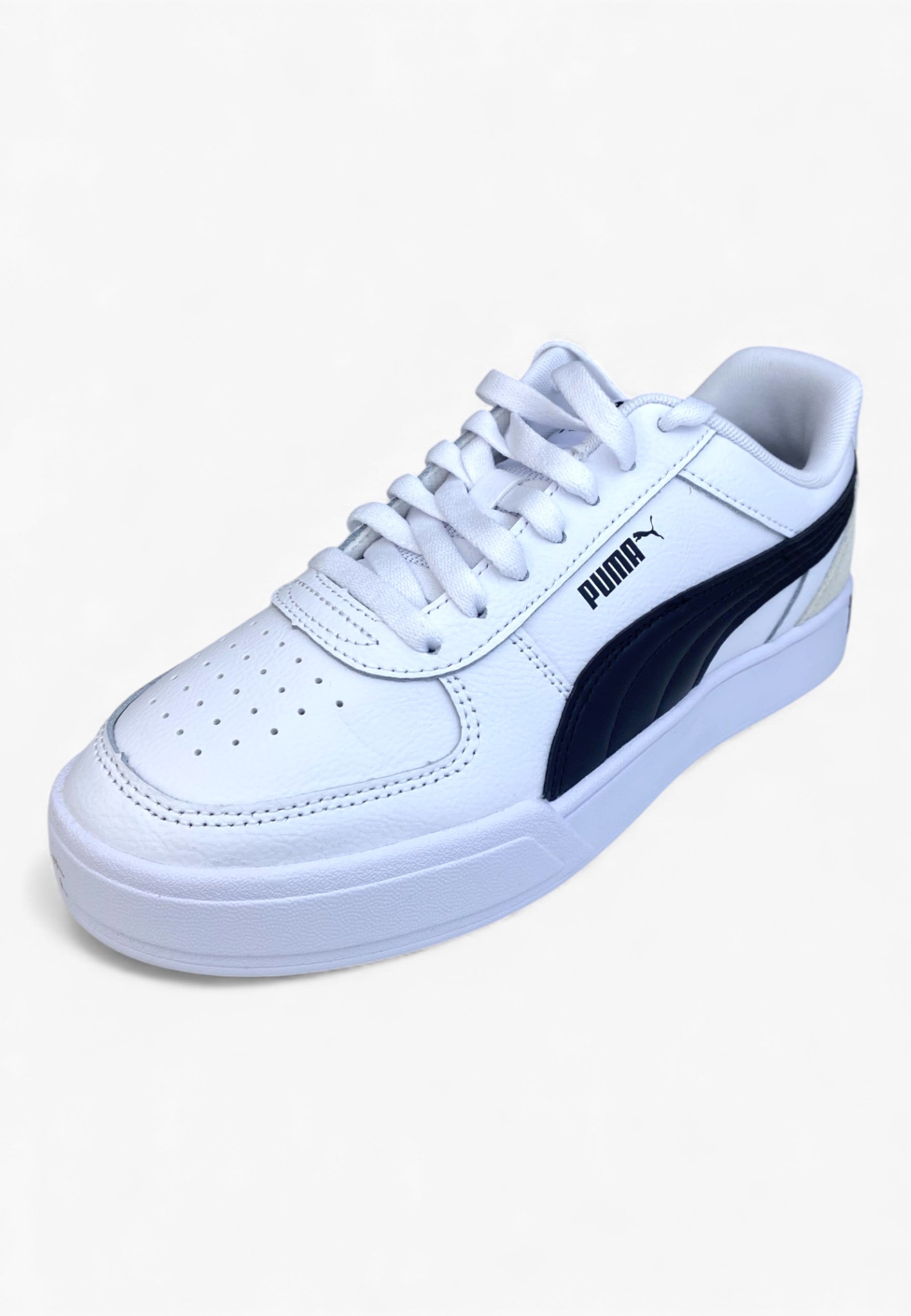 Puma Grounded SL blanche et noire