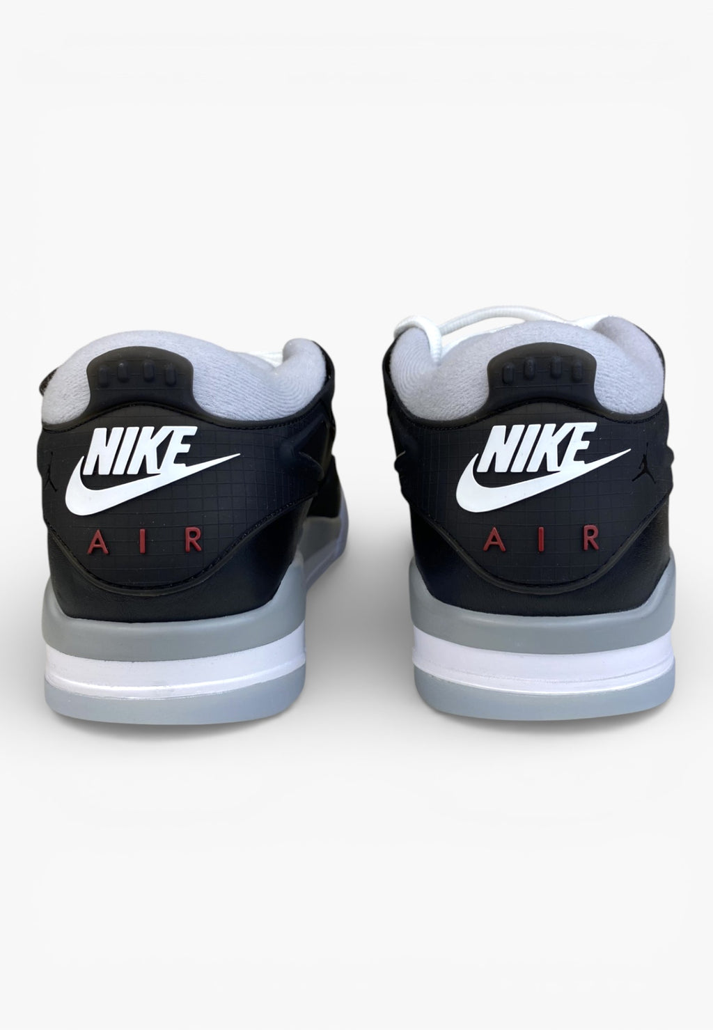 Nike Air Jordan 4 Noire